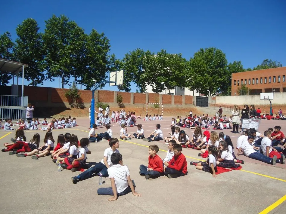 Foto 2 - Recreo solidario en el Colegio Padres Trinitarios  