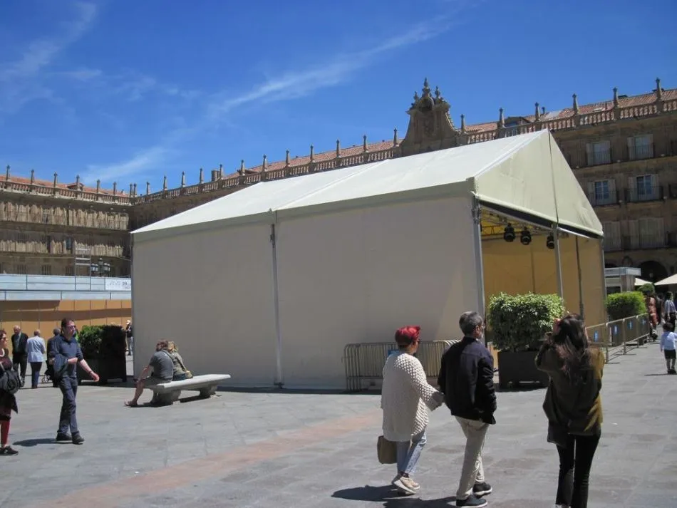 Foto 8 - Ciudadanos por la Defensa del Patrimonio cr&iacute;tica el uso de los espacios p&uacute;blicos para eventos