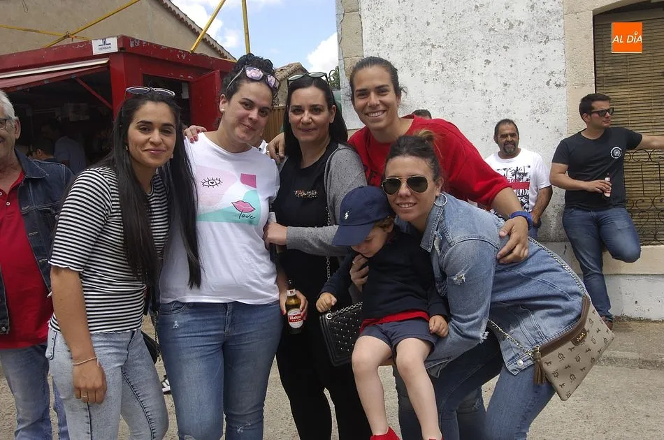 Foto 5 - Una suelta de vaquillas que tuvo un m&iacute;nimo incidente abre los eventos taurinos en Mart&iacute;n de...