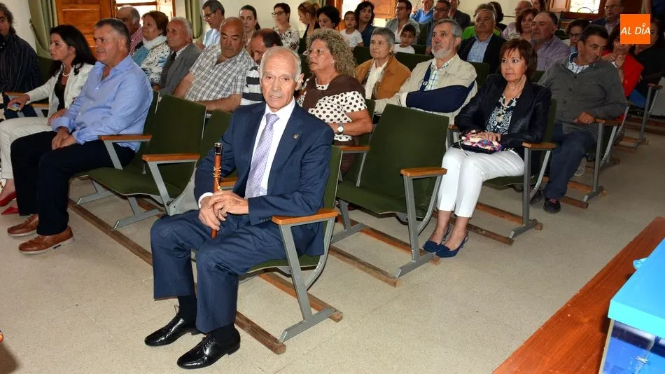 Foto 3 - Carlos Pedraz toma posesi&oacute;n de la Alcad&iacute;a &ldquo;tendiendo la mano&rdquo; a todos los ediles del...