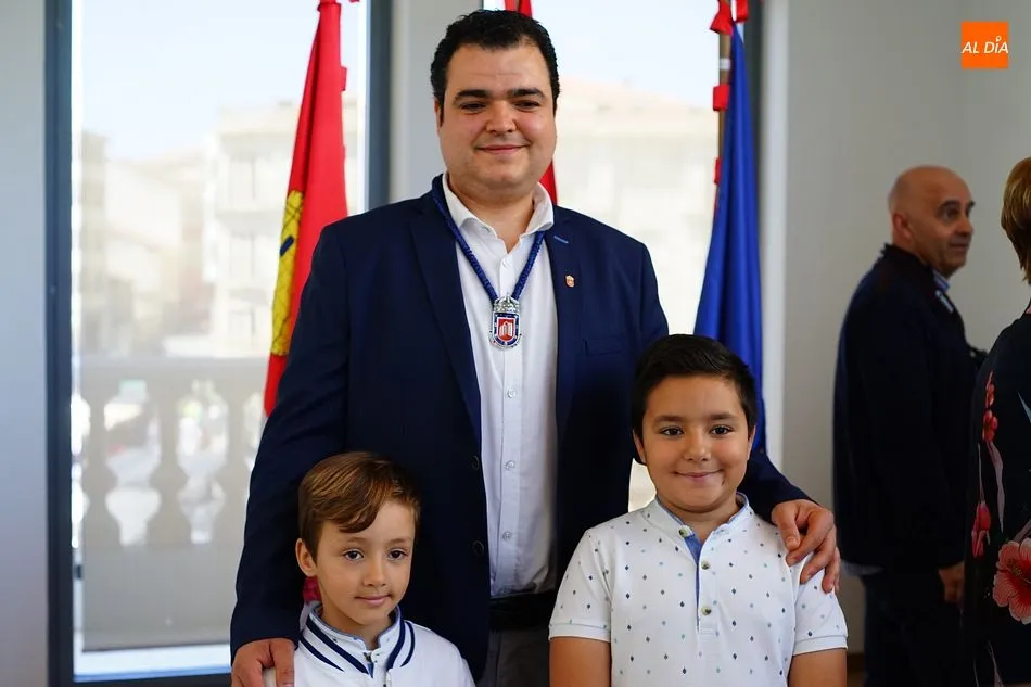 Foto 5 - Roberto Mart&iacute;n es investido alcalde de Guijuelo