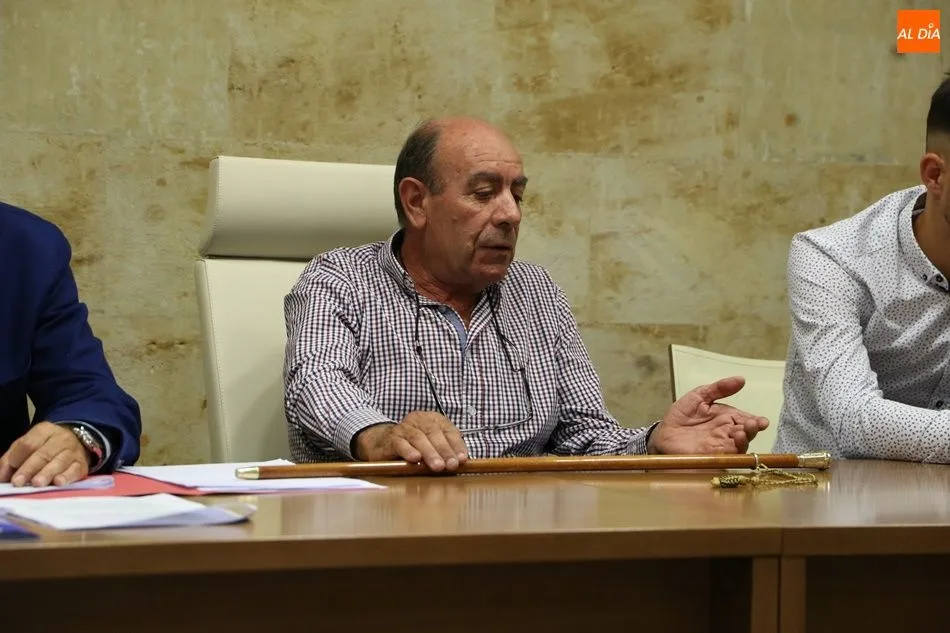 Foto 3 - Lorenzo Bautista toma posesi&oacute;n como alcalde de Babilafuente
