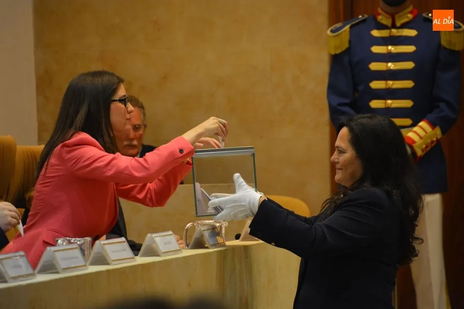 Foto 2 - &ldquo;Los salmantinos nos han encargado que gobernemos desde el di&aacute;logo y el consenso&rdquo;