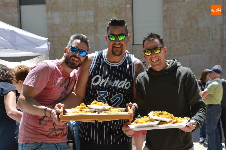 Foto 5 - Ambiente festivo y buen yantar en el Colegio San Agust&iacute;n