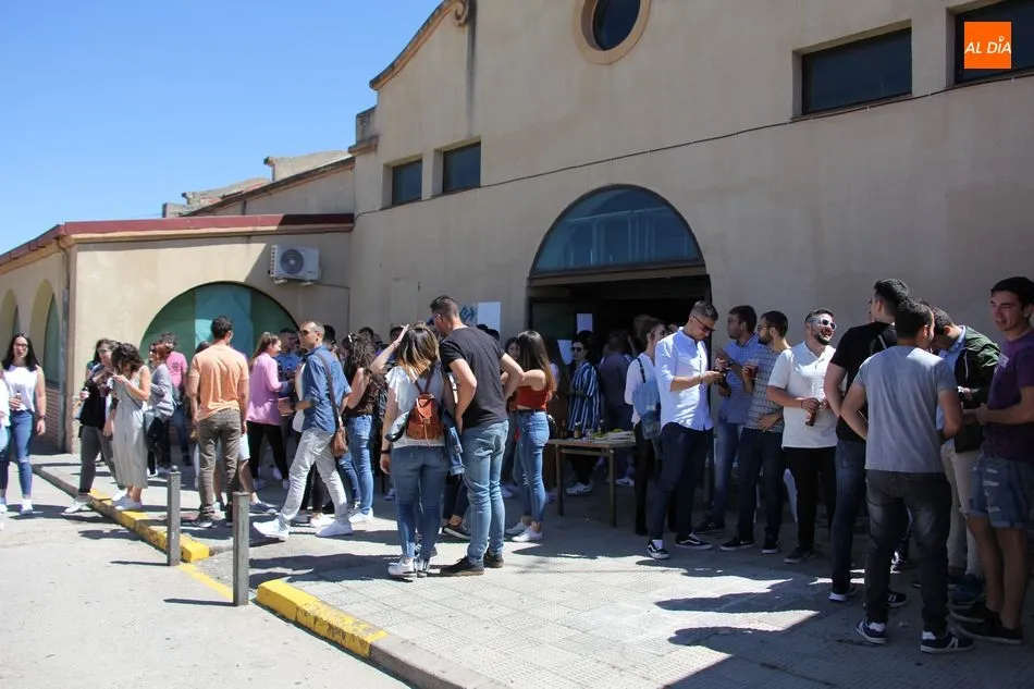 Foto 4 - La pe&ntilde;a &lsquo;La Trompa&rsquo; celebra su d&eacute;cimo aniversario con una gran paella  