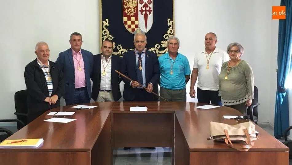 Corporación al completo del Ayuntamiento de Barruecopardo