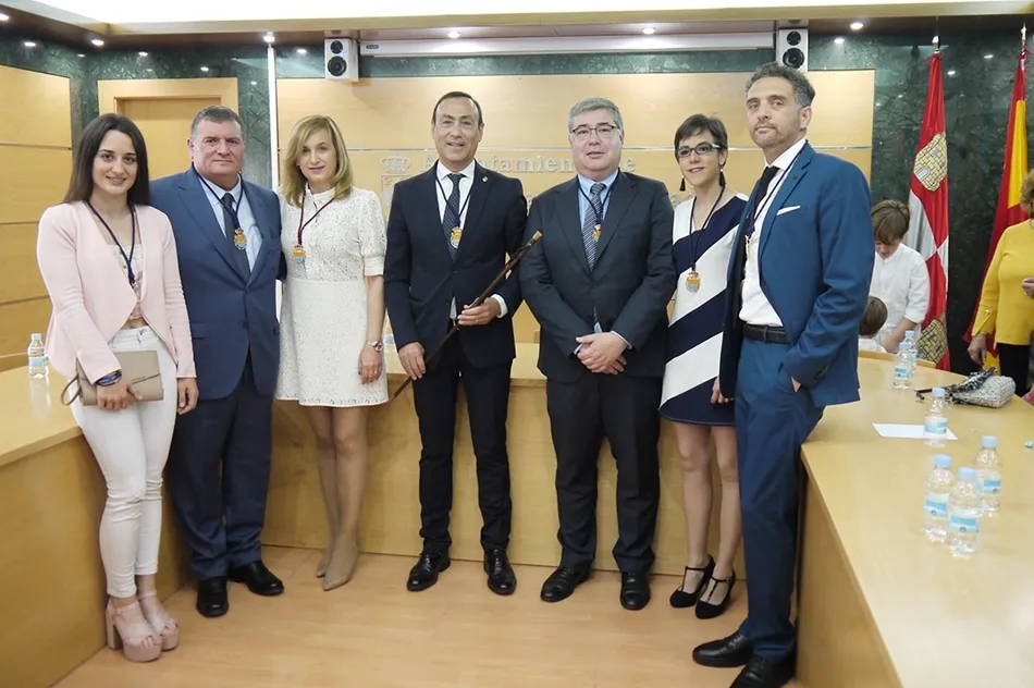 Foto 2 - Pedro Samuel Mart&iacute;n, reelegido alcalde de Carbajosa