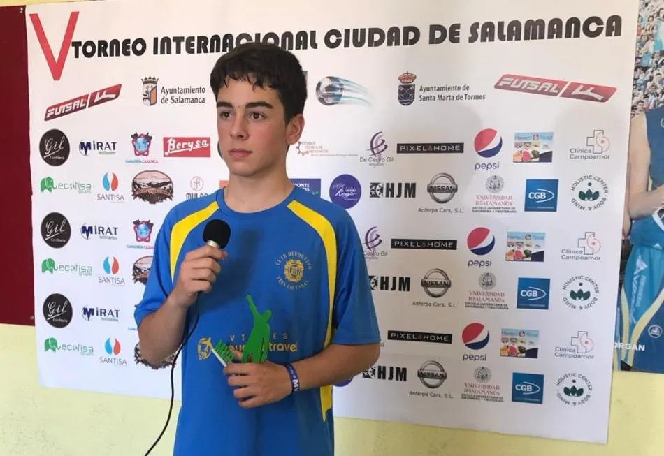 Foto 3 - El Cadete y el Infantil del III Columnas se meten en las semis del Torneo Ciudad de Salamanca  