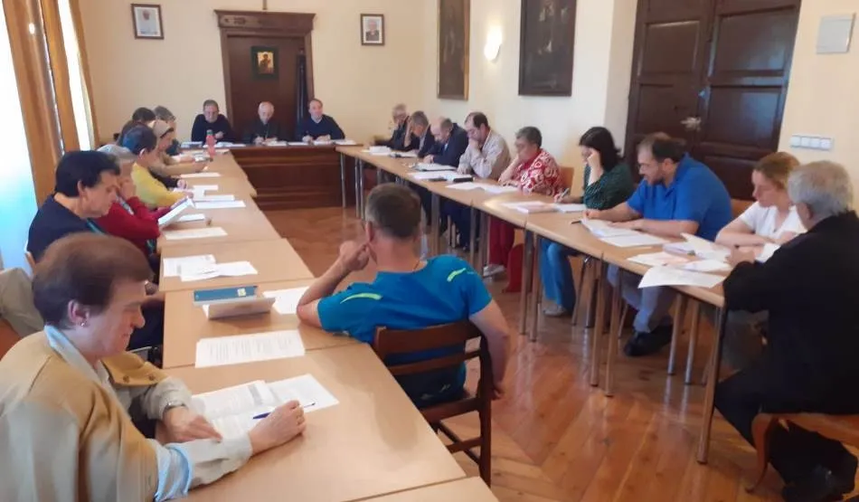 Foto 4 - El Arciprestazgo de Ciudad Rodrigo celebra su encuentro de fin de curso  