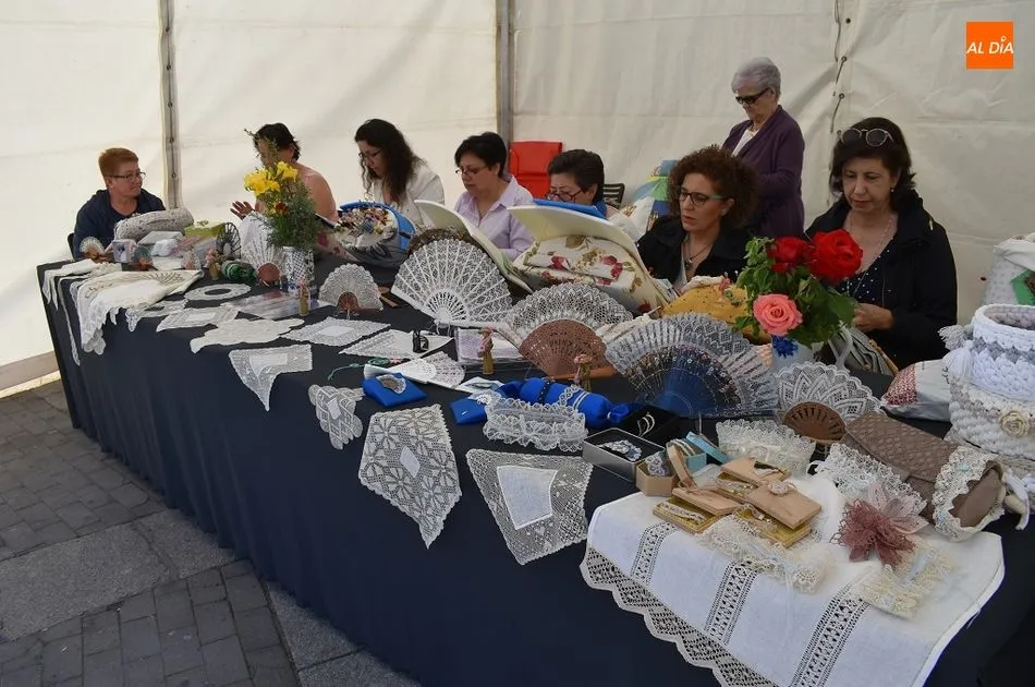 Foto 11 - La Feria de Artesan&iacute;a y Alimentaci&oacute;n re&uacute;ne a cincuenta expositores en la villa ducal