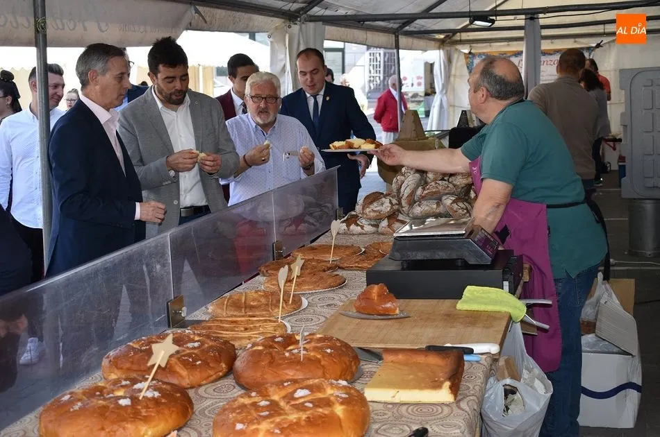 Foto 10 - La Feria de Artesan&iacute;a y Alimentaci&oacute;n re&uacute;ne a cincuenta expositores en la villa ducal