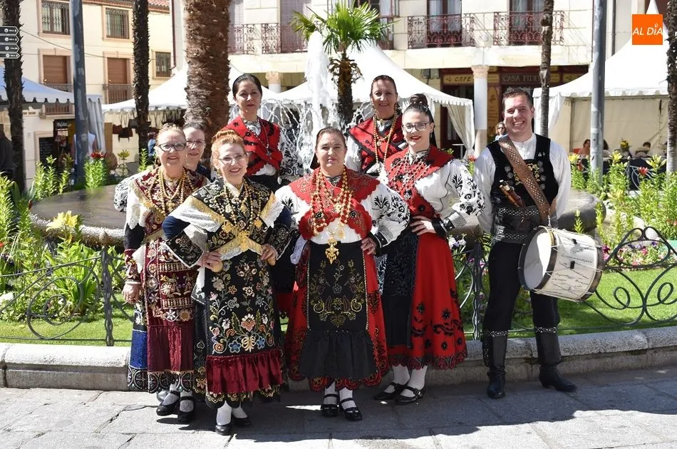 Foto 9 - La Feria de Artesan&iacute;a y Alimentaci&oacute;n re&uacute;ne a cincuenta expositores en la villa ducal