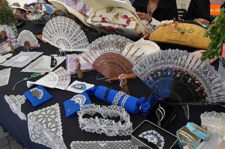 Foto 8 - La Feria de Artesan&iacute;a y Alimentaci&oacute;n re&uacute;ne a cincuenta expositores en la villa ducal