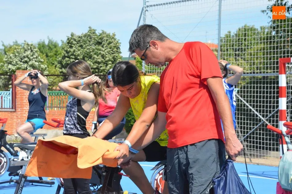 Foto 4 - La Decabike demuestra que es la aut&eacute;ntica fiesta de la bici