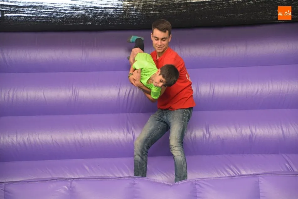 Foto 7 - Los juegos infantiles ponen el broche final a las fiestas de Topas