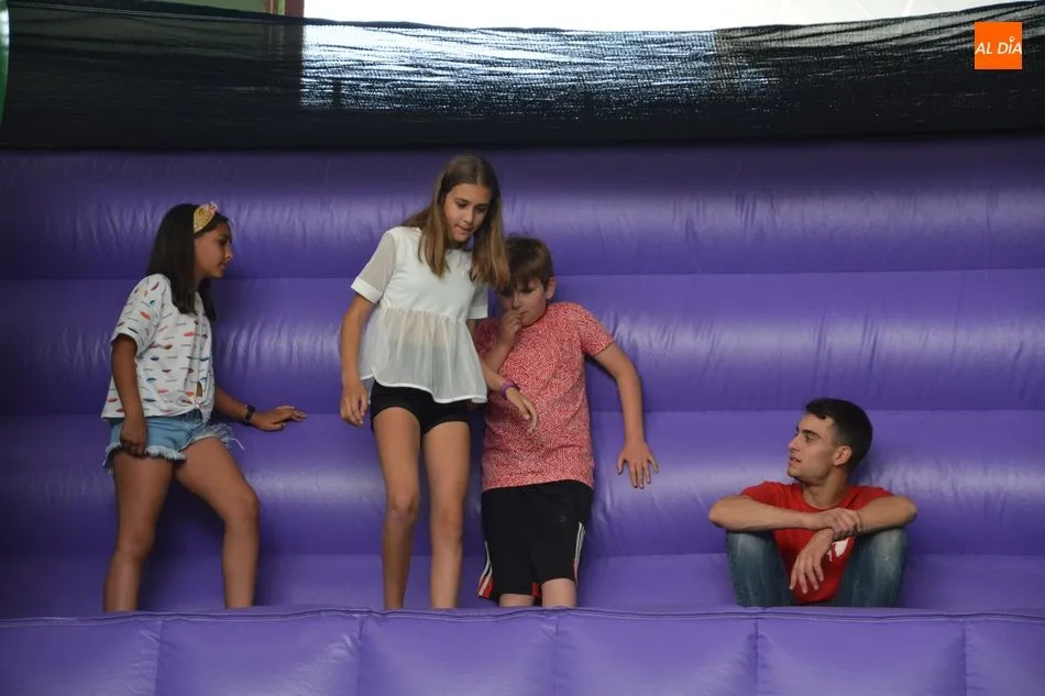 Foto 2 - Los juegos infantiles ponen el broche final a las fiestas de Topas
