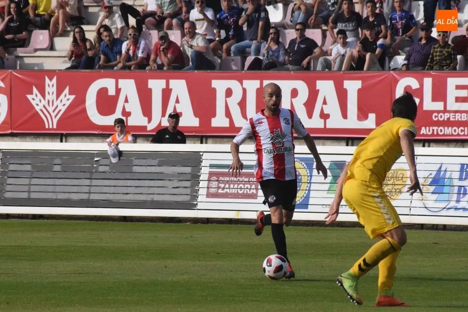 Foto 4 - El Zamora &lsquo;m&aacute;s charro&rsquo; cae eliminado y falla en su intento de ascender a Segunda B&nbsp;