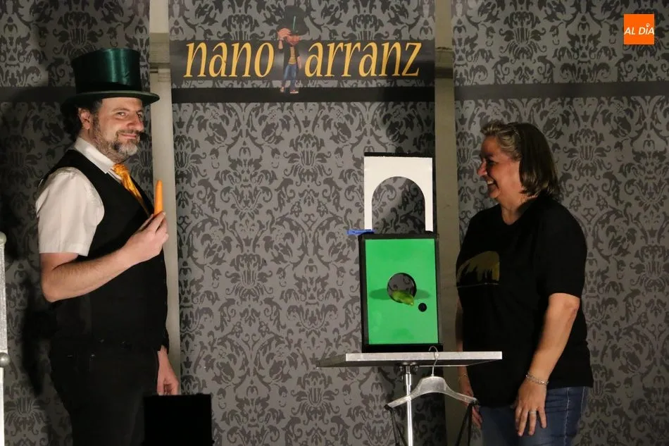 Foto 7 - Nano Arranz pone un excelente broche a las fiestas de El Milano con su show de magia y humor  