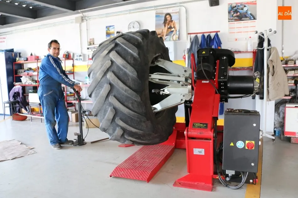 Foto 6 - Talleres Sousa-Egido, casi medio siglo de experiencia en la automoci&oacute;n  