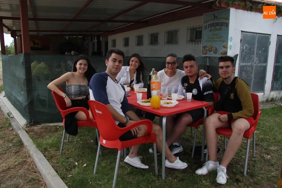 Foto 10 - En Boada enfilan la recta final de las fiestas con una exquisita paella  