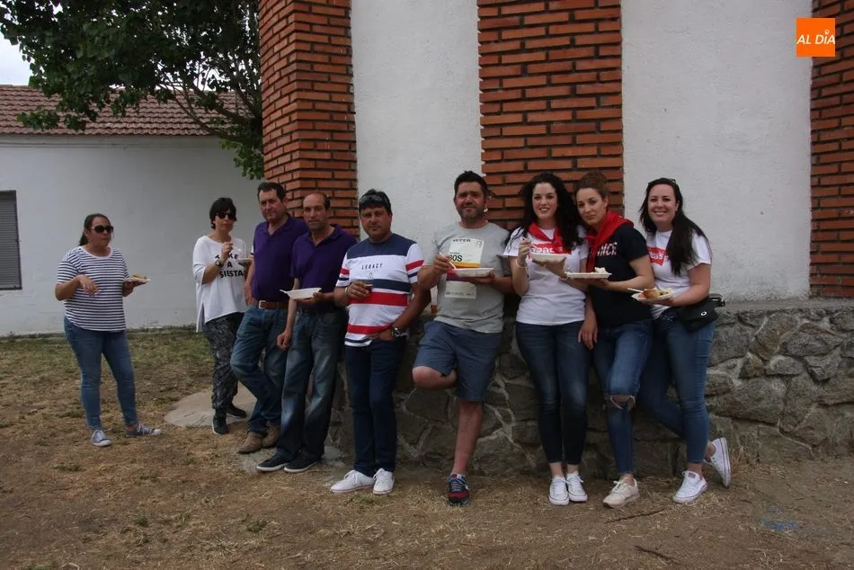 Foto 2 - En Boada enfilan la recta final de las fiestas con una exquisita paella  