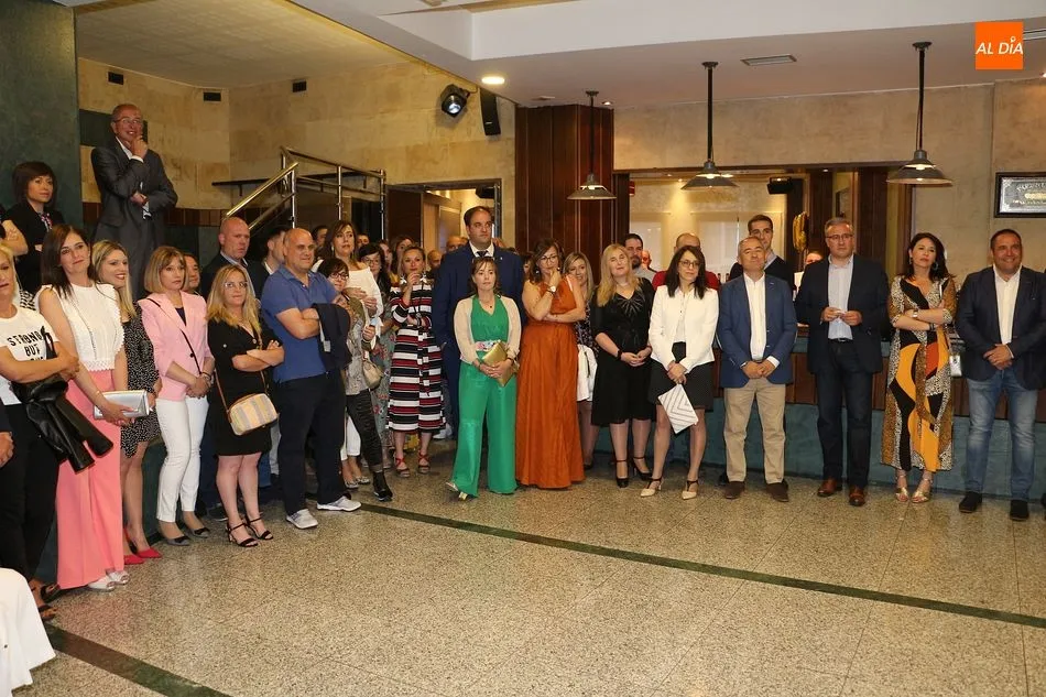 Foto 10 - El Ayuntamiento despide a Juli&aacute;n Ramos como alcalde
