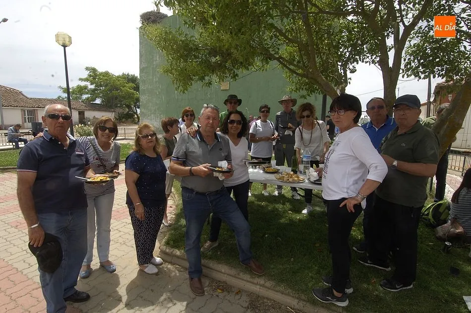 Foto 11 - Una paella de confraternizaci&oacute;n cierra las fiestas de Mart&iacute;n de Yeltes  