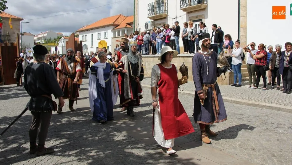 El primero de los actos será el pasacalles de la comitiva hasta la torre de Freixo / MARIBEL SÁNCHEZ