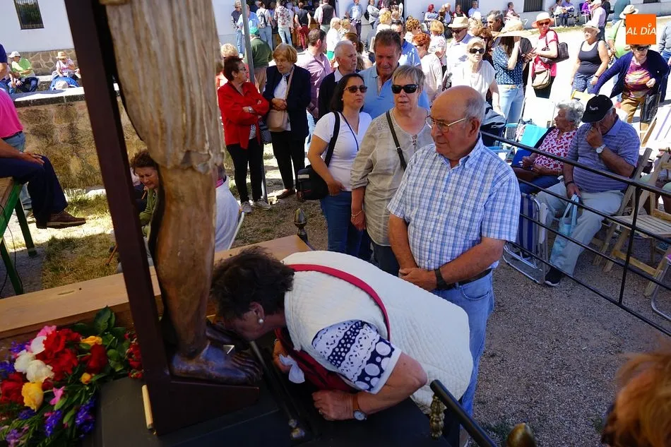 Foto 5 - La devoci&oacute;n por el Cristo de Cabrera vuelve a reunir a miles de fieles