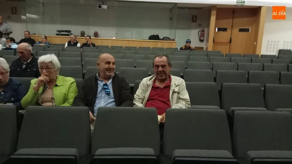 Foto 3 - Bautista barre en la elecci&oacute;n de diputado del PSOE por la comarca de Vitigudino  