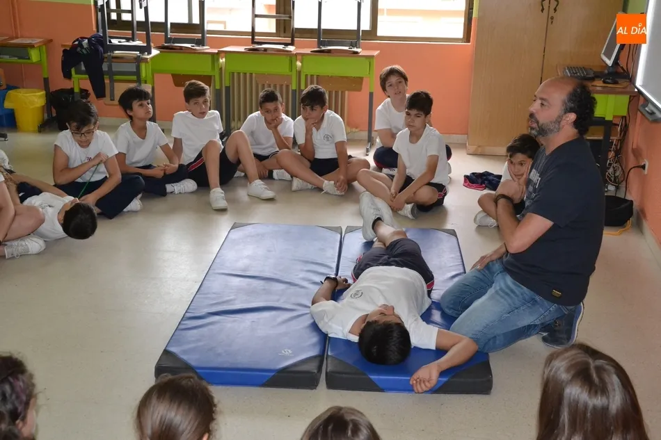 Foto 5 - El Colegio Misioneras-Santa Teresa remata el curso con su Semana Cultural  