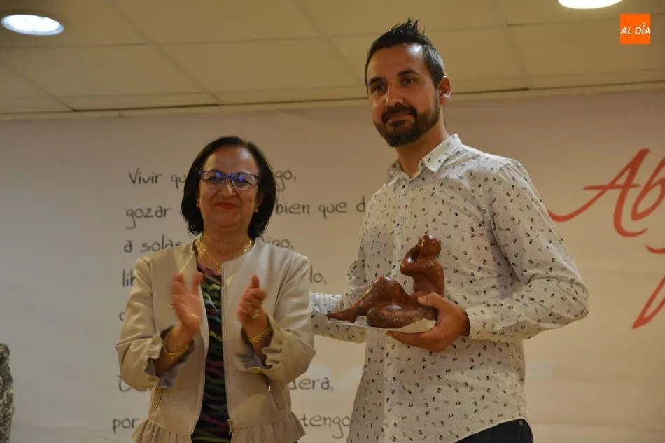Foto 7 - &lsquo;La dama del Tormes&rsquo; reconoce a las personas m&aacute;s trascendentes de Cabrerizos