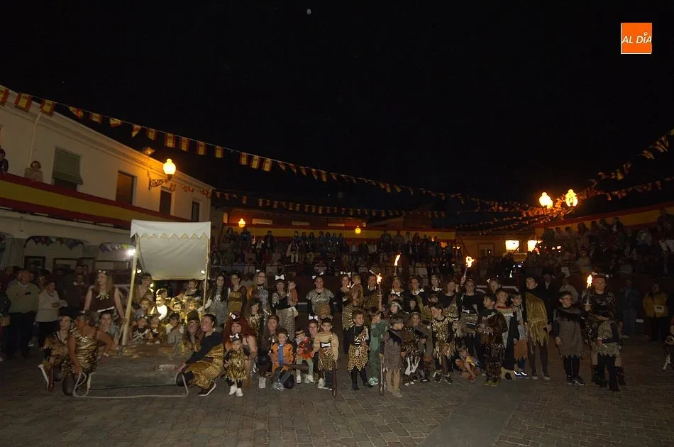 Foto 4 - La Fuente lanza un SOS por la Espa&ntilde;a Vaciada en la gran apertura de sus fiestas  