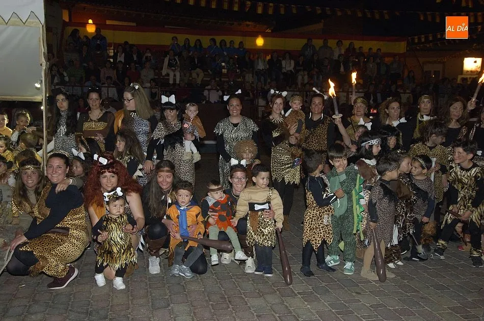 Foto 2 - La Fuente lanza un SOS por la Espa&ntilde;a Vaciada en la gran apertura de sus fiestas  