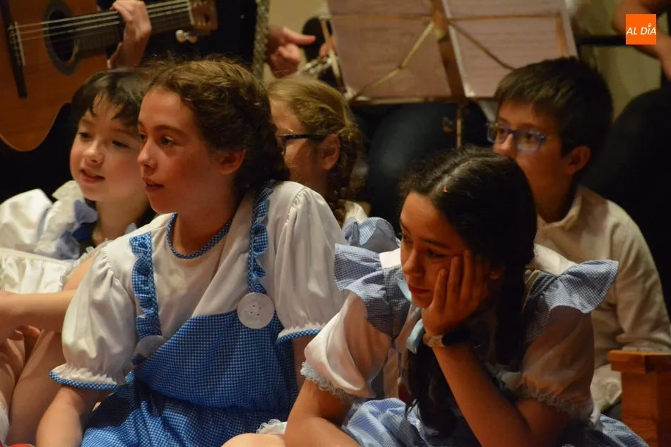 Foto 11 - Los alumnos del colegio San Mateo muestran su elevado nivel de ingl&eacute;s con &lsquo;The Wizard of Oz&rsquo;