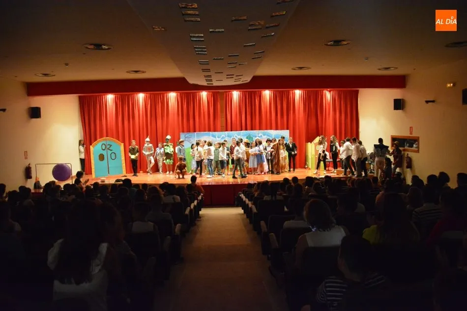 Foto 6 - Los alumnos del colegio San Mateo muestran su elevado nivel de ingl&eacute;s con &lsquo;The Wizard of Oz&rsquo;