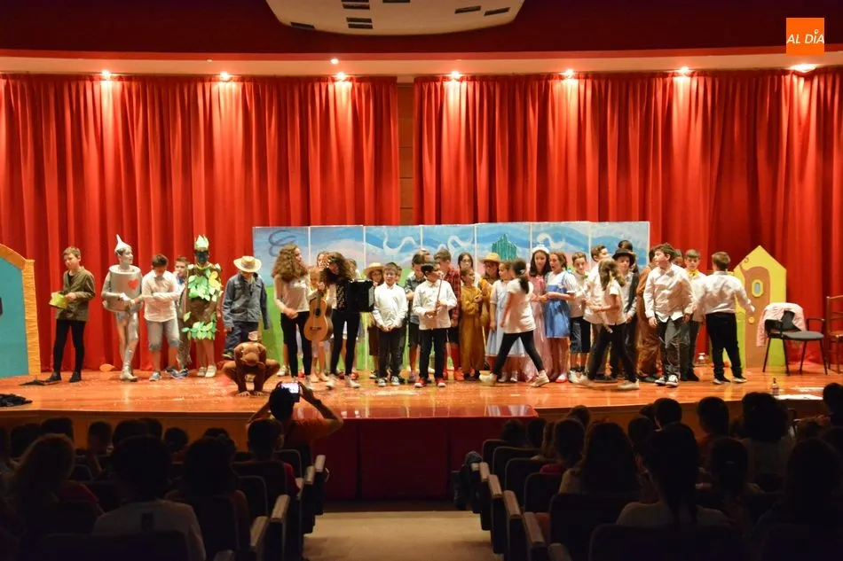 Foto 4 - Los alumnos del colegio San Mateo muestran su elevado nivel de ingl&eacute;s con &lsquo;The Wizard of Oz&rsquo;