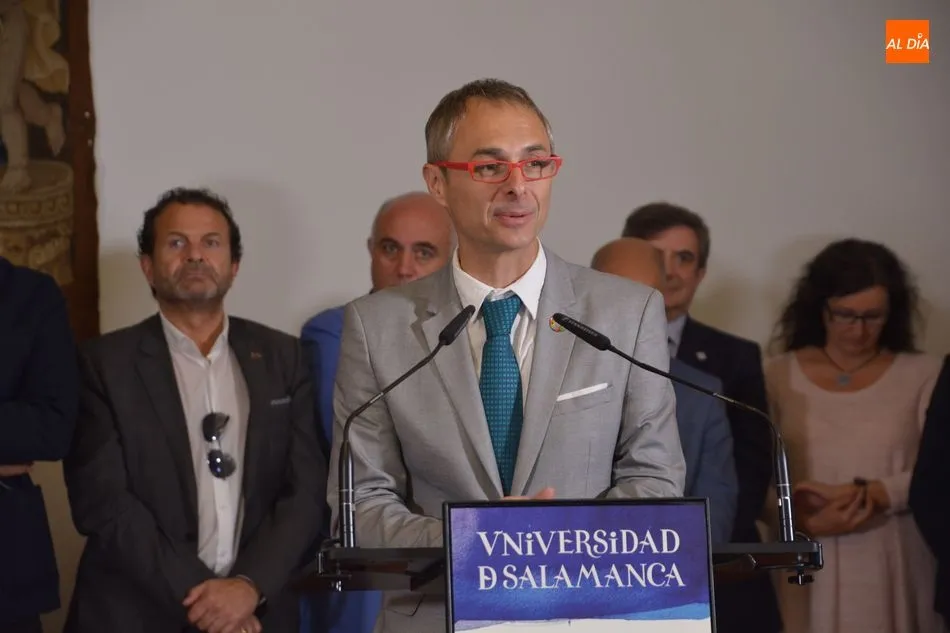 Foto 5 - La USAL entrega sus Premios Sociedad Civil a&nbsp;Agrosmart Solutions, el profesor Mart&iacute;nez Lanao y...