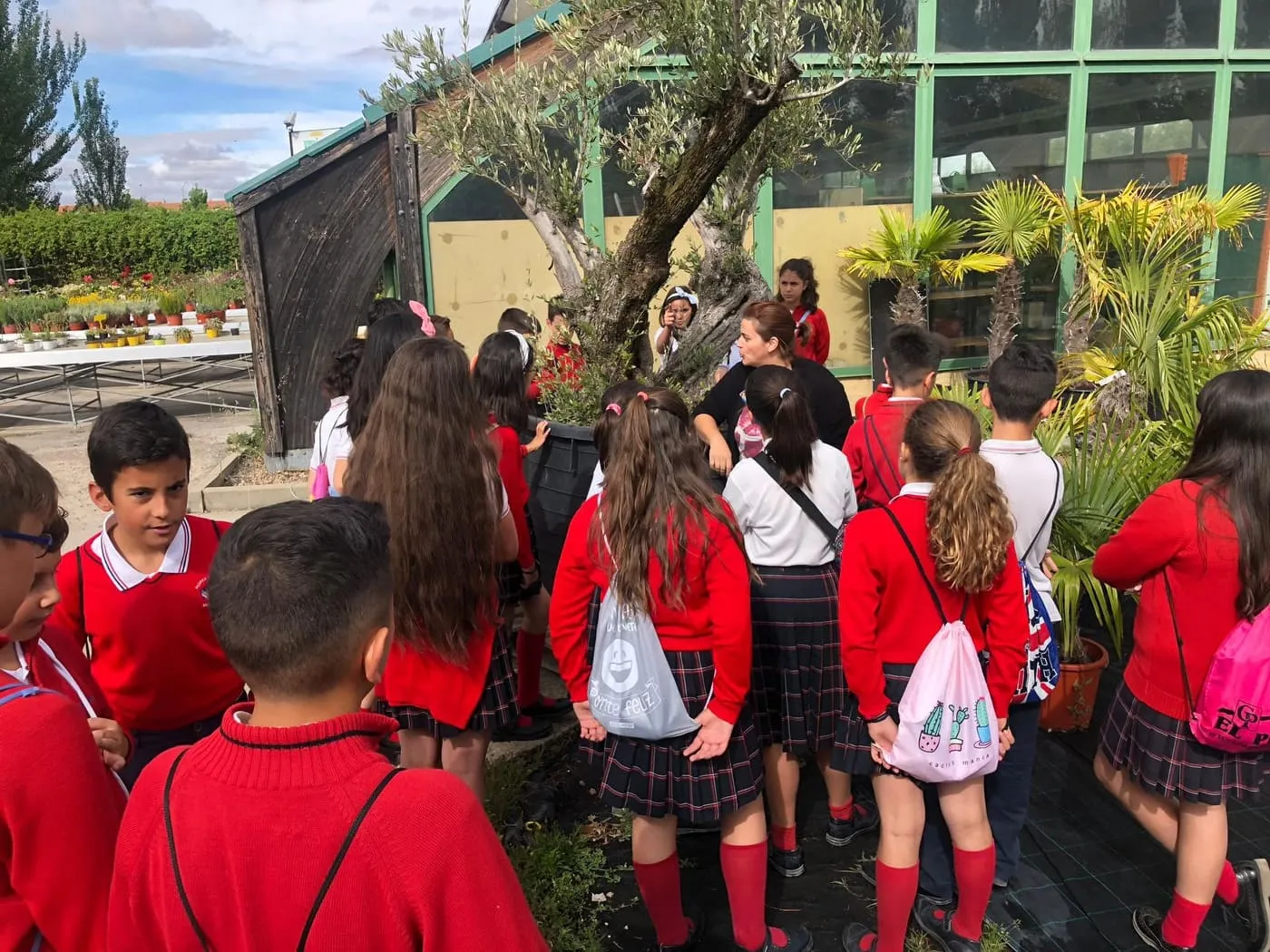 Foto 7 - El Colegio Trinitarios visita un vivero y los alumnos conocen un mundo nuevo