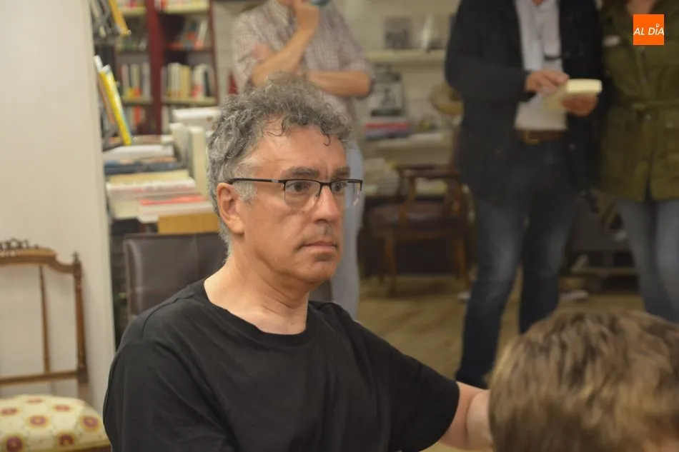 Foto 7 - La escritora y enfermera Nieves Mu&ntilde;oz presenta&nbsp;su novela&nbsp;&lsquo;Las batallas silenciadas&rsquo;  