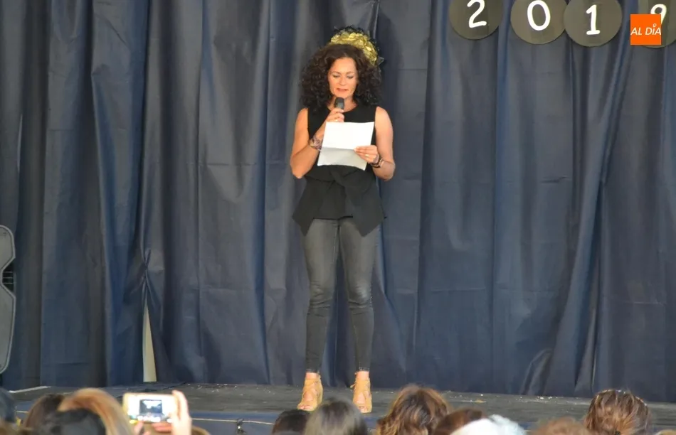 Foto 2 - Los mayores de San Francisco dicen adi&oacute;s al cole en una graduaci&oacute;n con mucha m&uacute;sica  