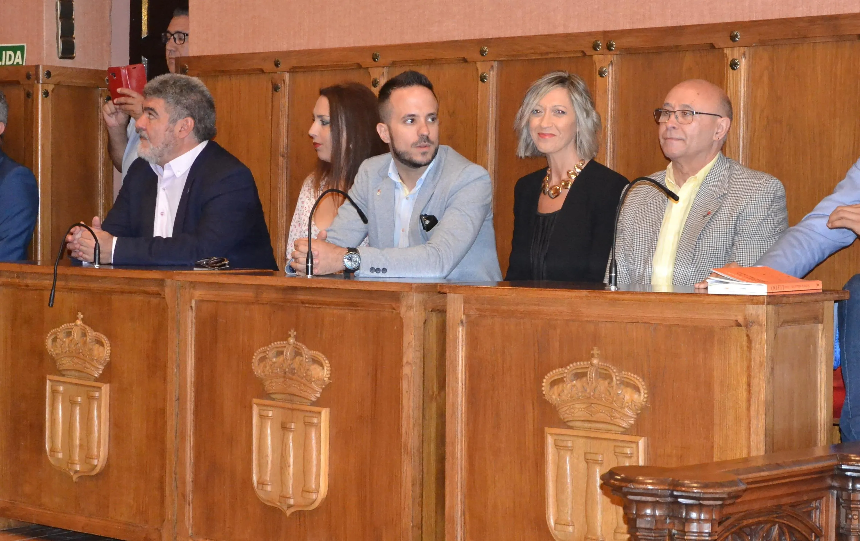 El PSOE considera que el PP ha empezado a gobernar con soberbia y mentiras  