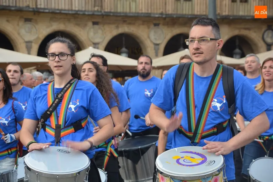 Foto 4 - El taller de iniciaci&oacute;n de Blocco Charro despide el curso con un pasacalles