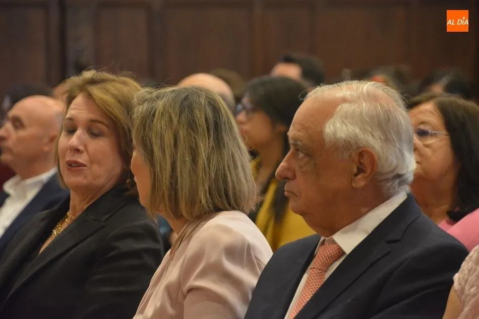 Foto 10 - El obstetra venezolano Roberto Romero, nuevo doctor honoris causa por la USAL