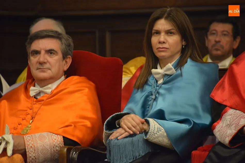 Foto 7 - El obstetra venezolano Roberto Romero, nuevo doctor honoris causa por la USAL