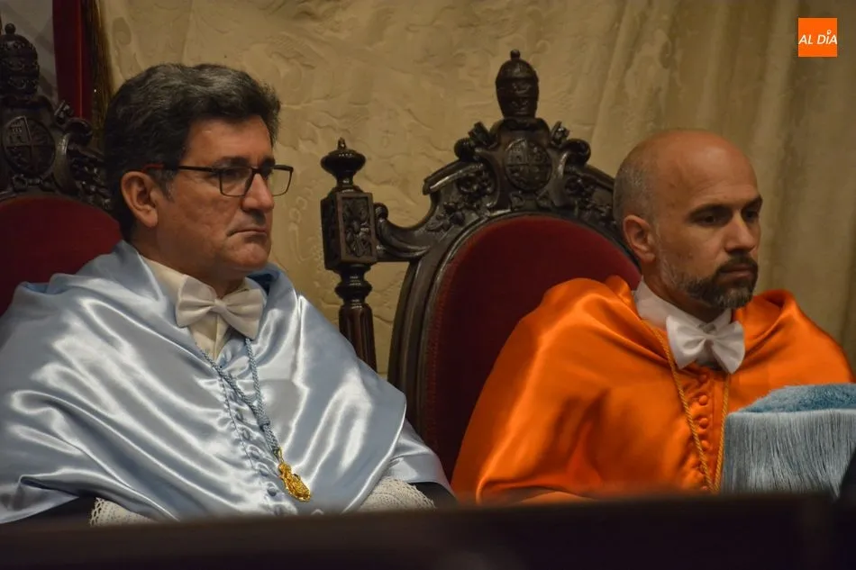 Foto 6 - El obstetra venezolano Roberto Romero, nuevo doctor honoris causa por la USAL