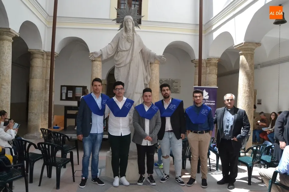 Foto 11 - Los alumnos de 2&ordm; de Bachillerato del Seminario llegan al final de su &ldquo;navegaci&oacute;n&rdquo;  