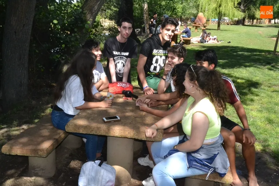 Foto 3 - Eh, s&aacute;canos una foto: Cogiendo sitio para el verano  