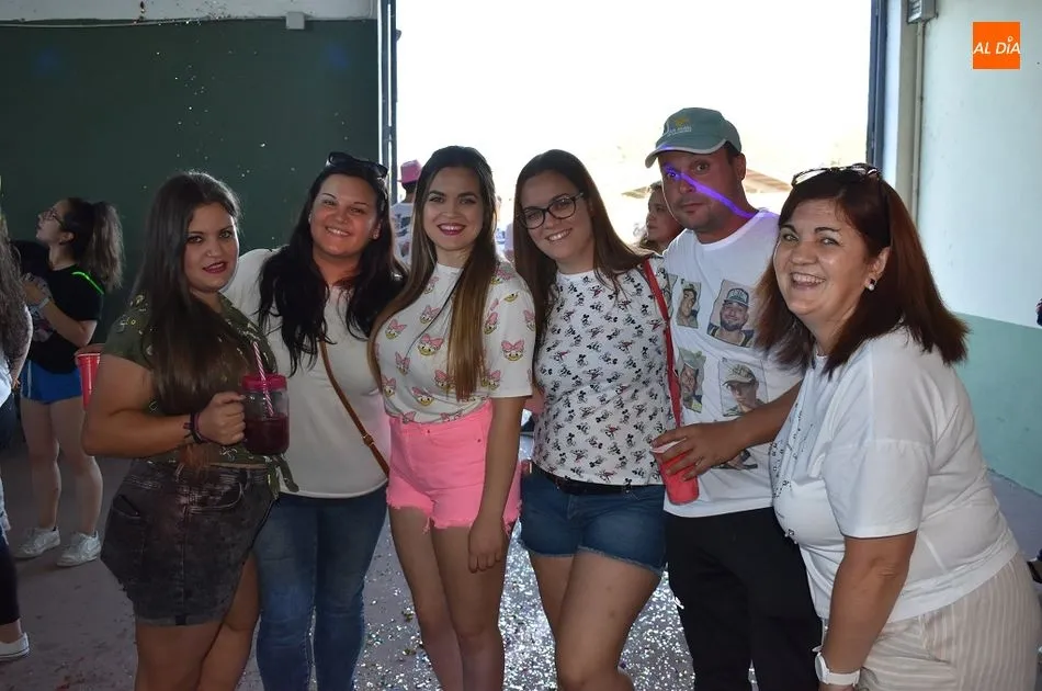 Foto 10 - Chupinazo por todo lo alto para dar la bienvenida a las fiestas