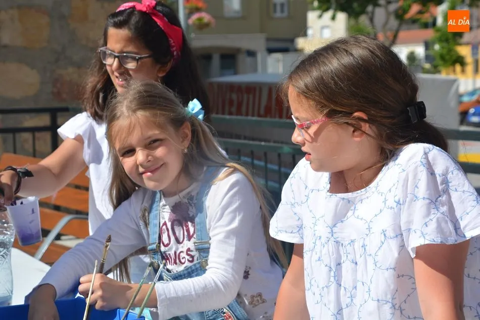 Foto 10 - Los m&aacute;s peque&ntilde;os disfrutan de la mejor manera posible de las Fiestas del Se&ntilde;or de Carbajosa